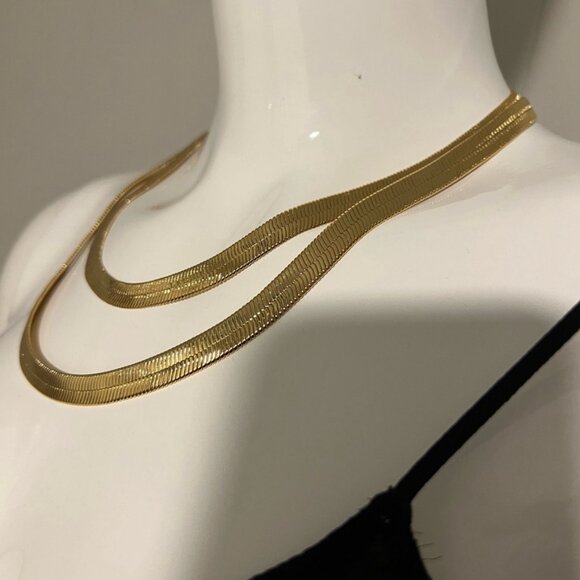 DEMARSON Gold Layered Necklace for womwn - Picture 6 of 8